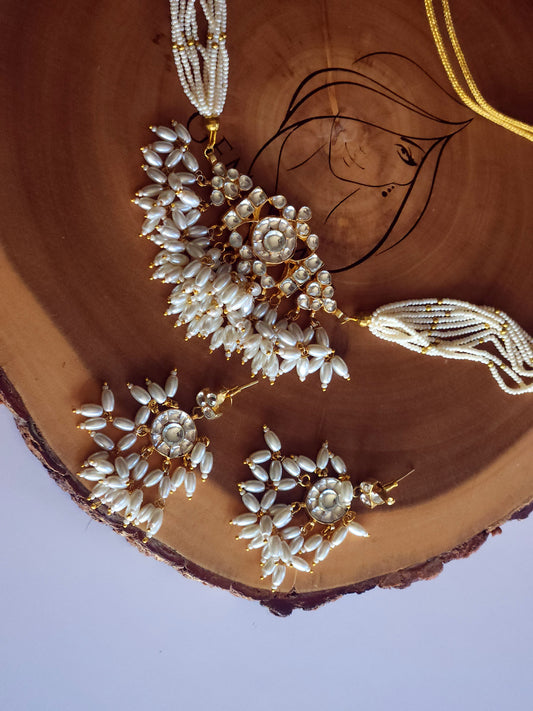 Kundan choker set with Rice pearls