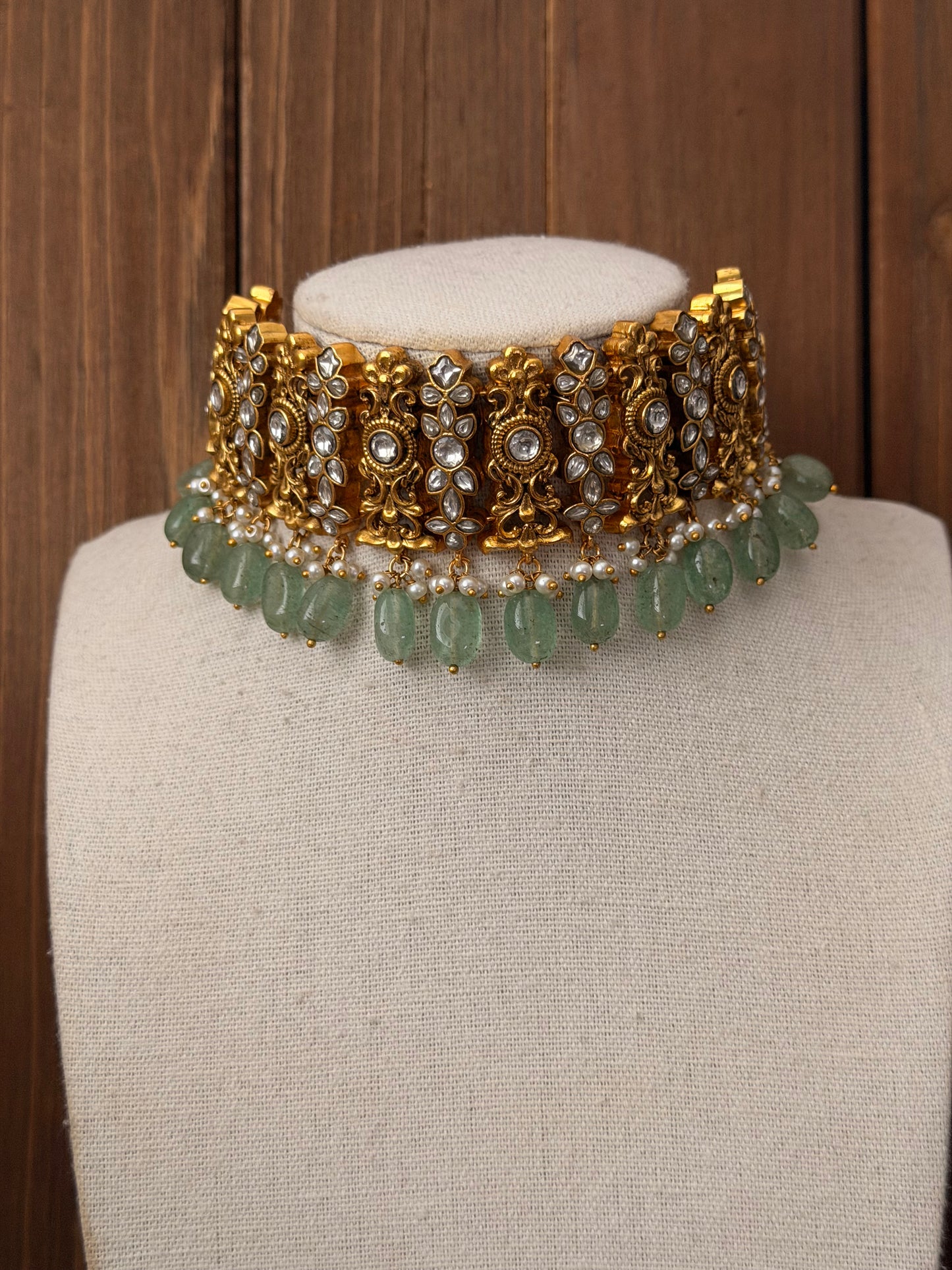 Kundan Choker Set