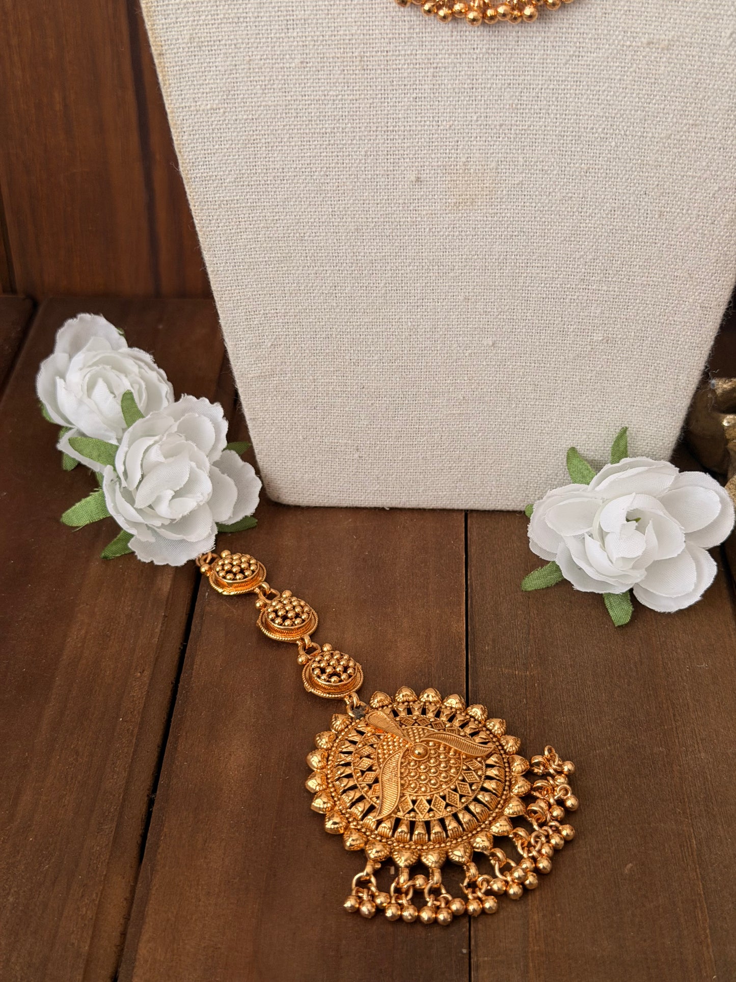 Gold plated semi bridal choker set
