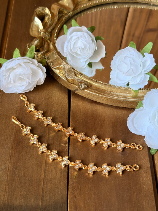 Impoun Ear Chain