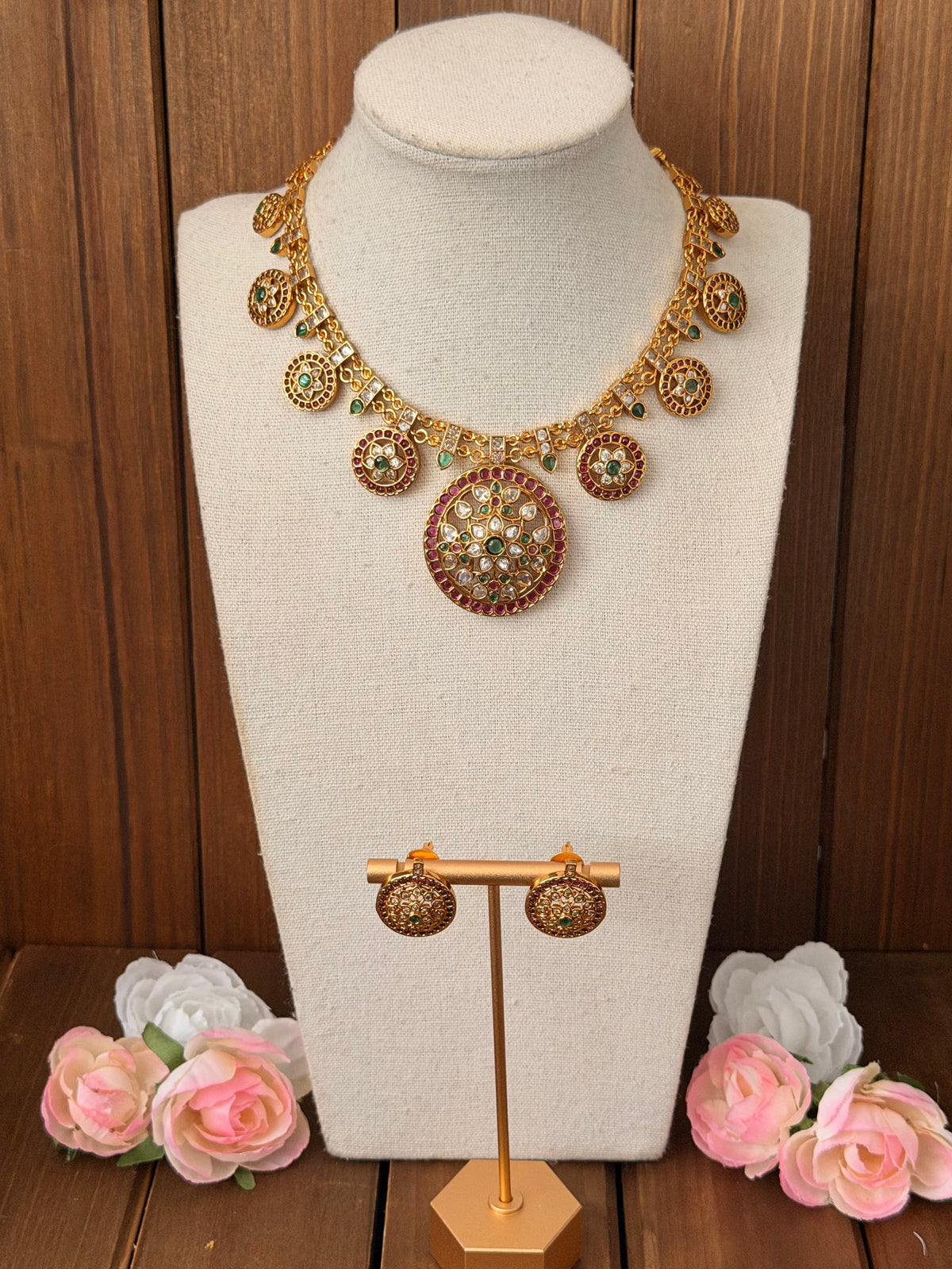 Kemp Necklace Set