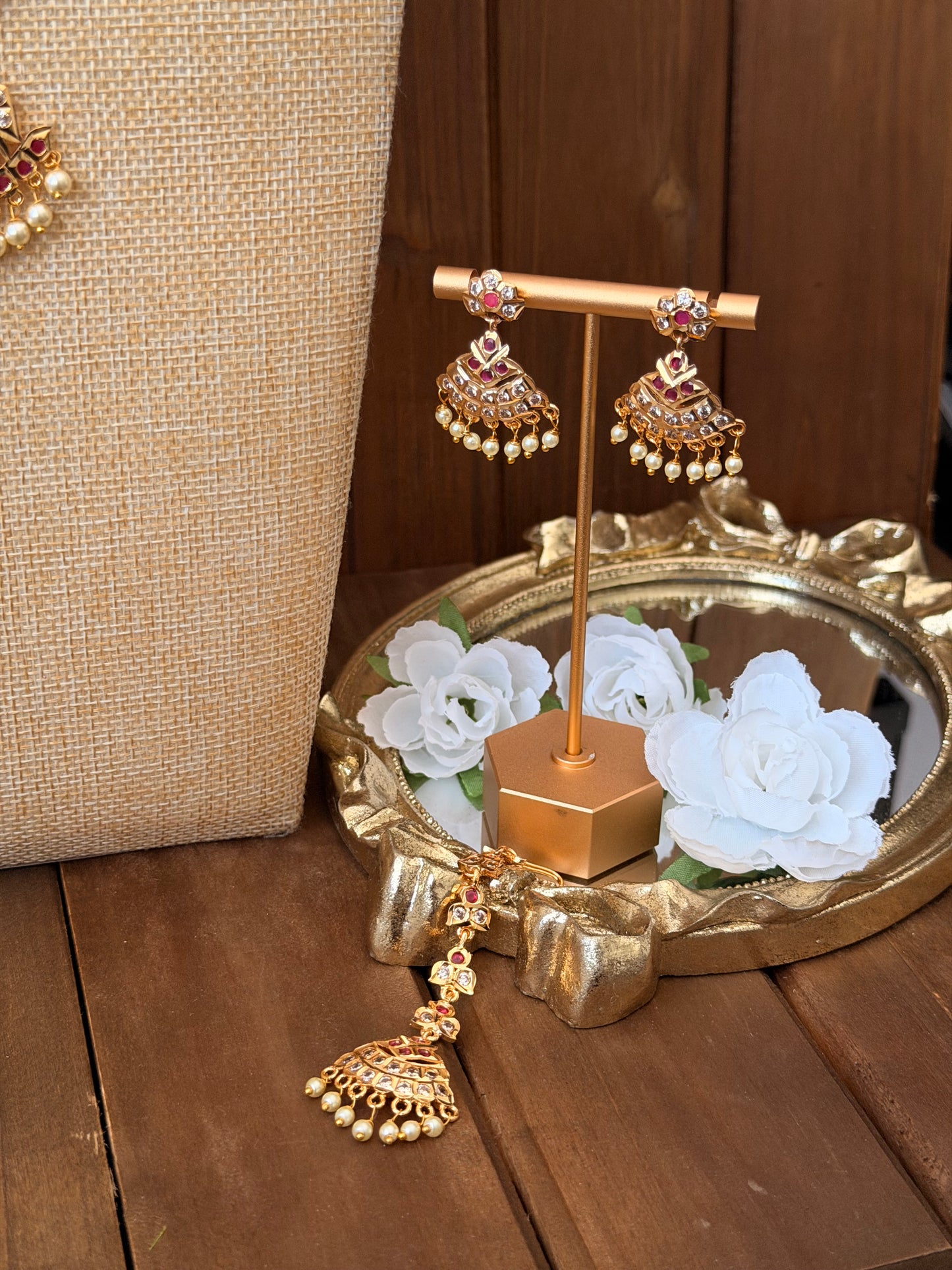 Impoun Pathakam Necklace Set