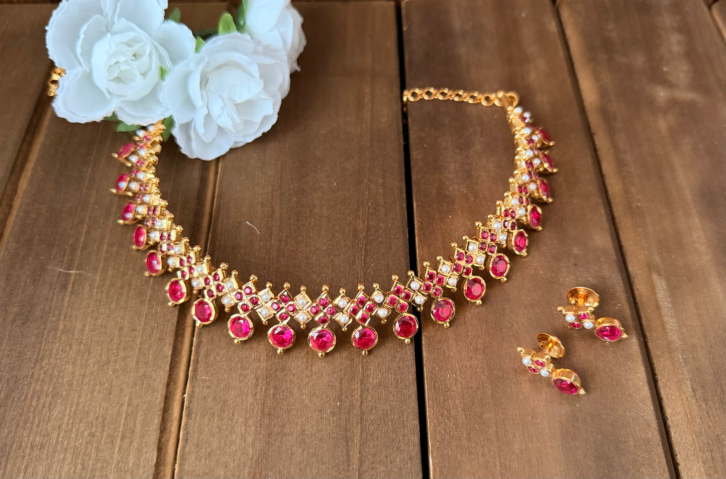 Impoun Necklace