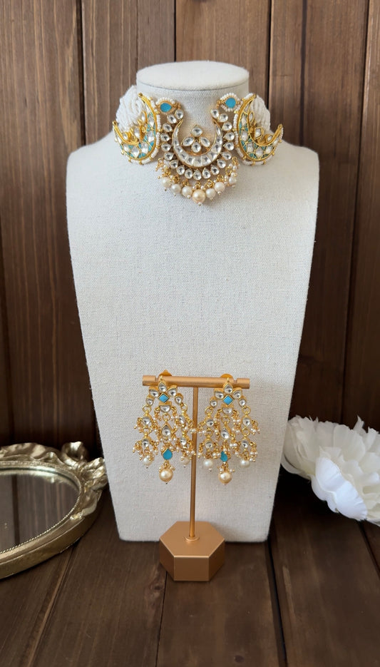 Statement Kundan Necklace