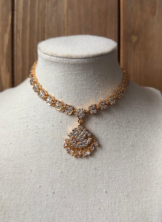 Impoun Necklace