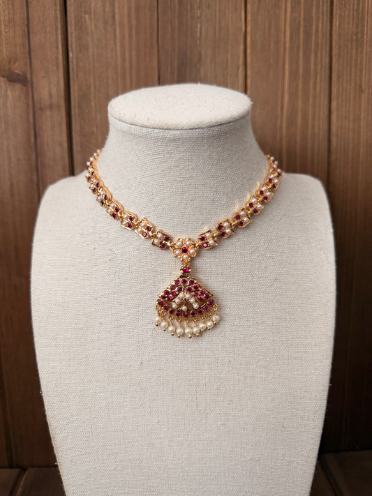 Magenta Impoun Necklace