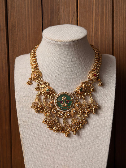 Temple Necklace Set