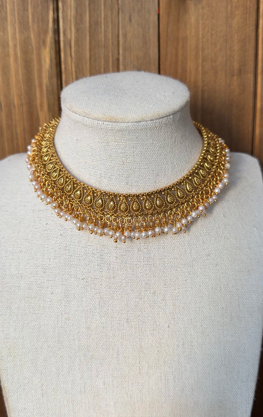 Antique Necklace Set