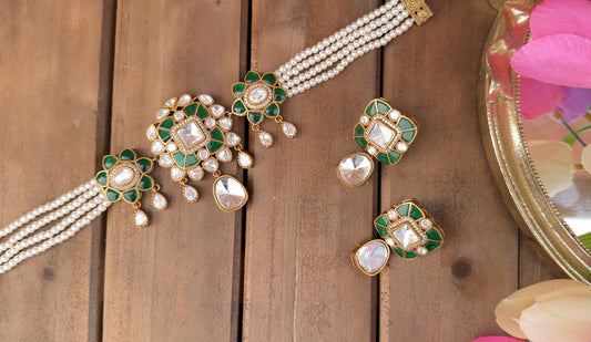 Kundan Choker Set