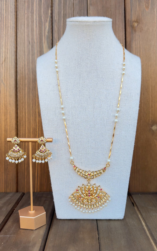 Long Impoun Necklace Set