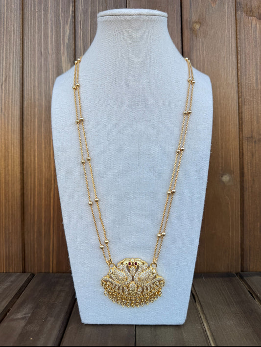 Long Impoun Swan Necklace