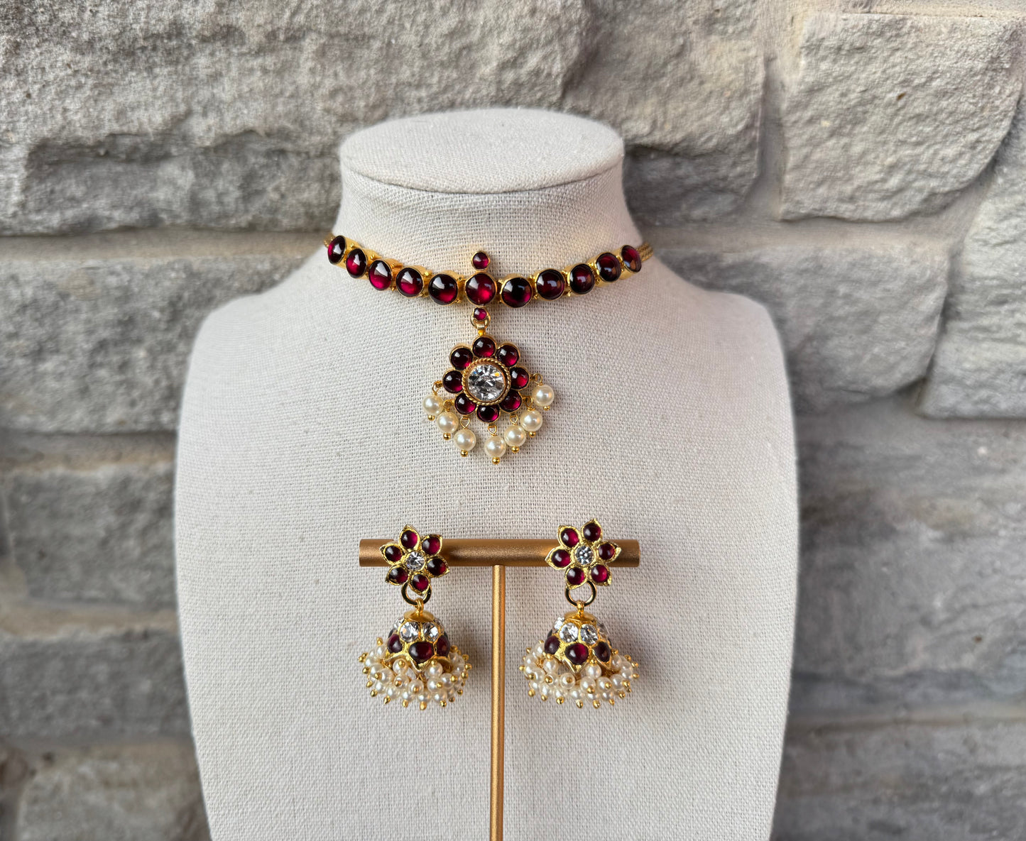 Araku Necklace Set