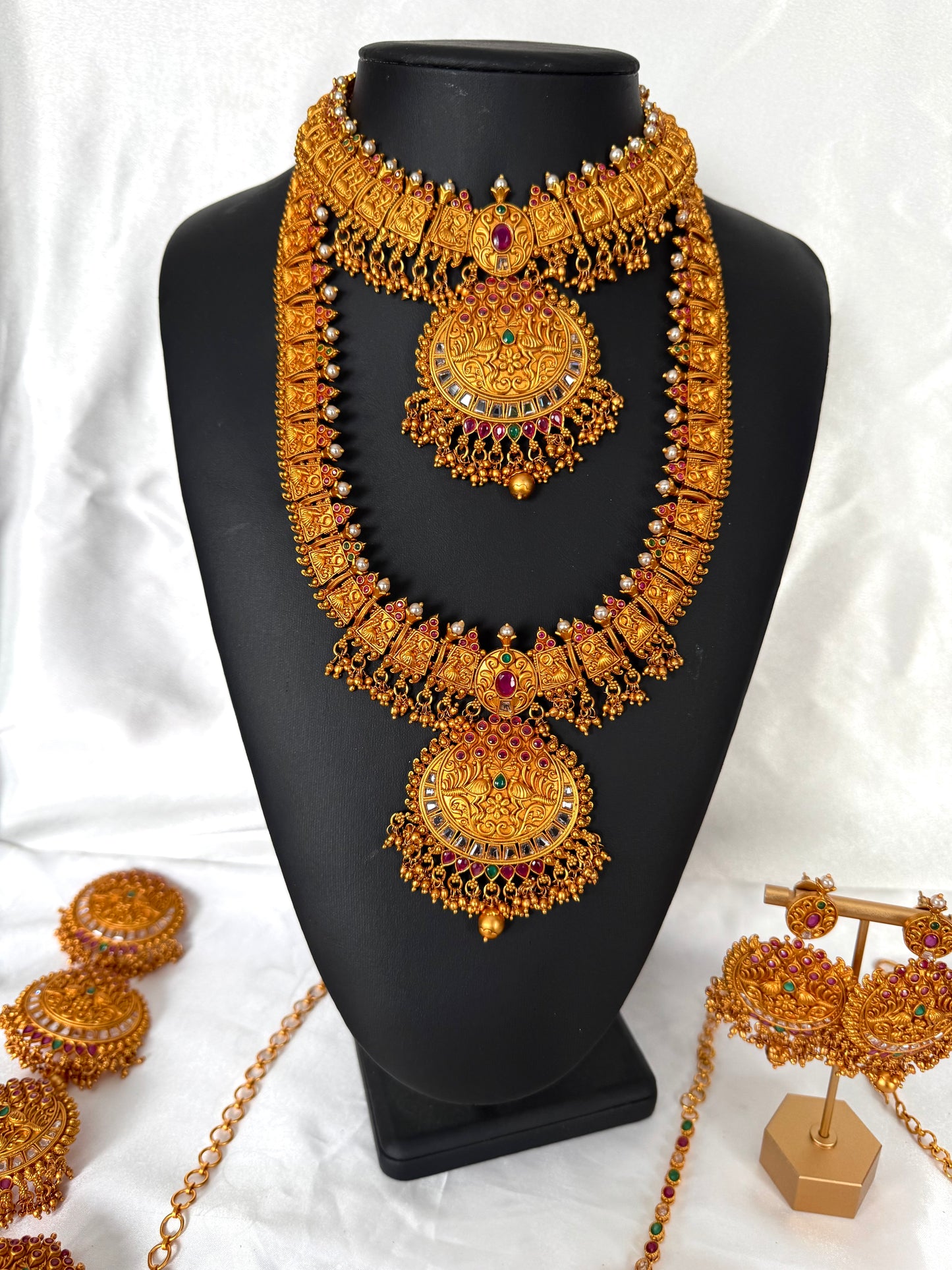 Temple Bridal Set (New)