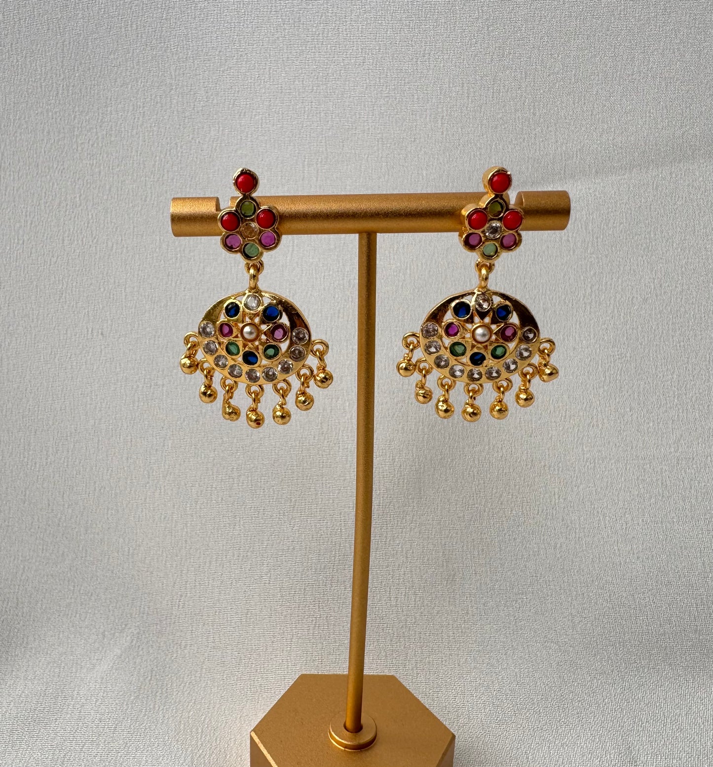 Navarathna Impoun Necklace Set