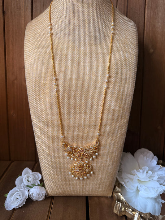 Impoun Pathakam Necklace