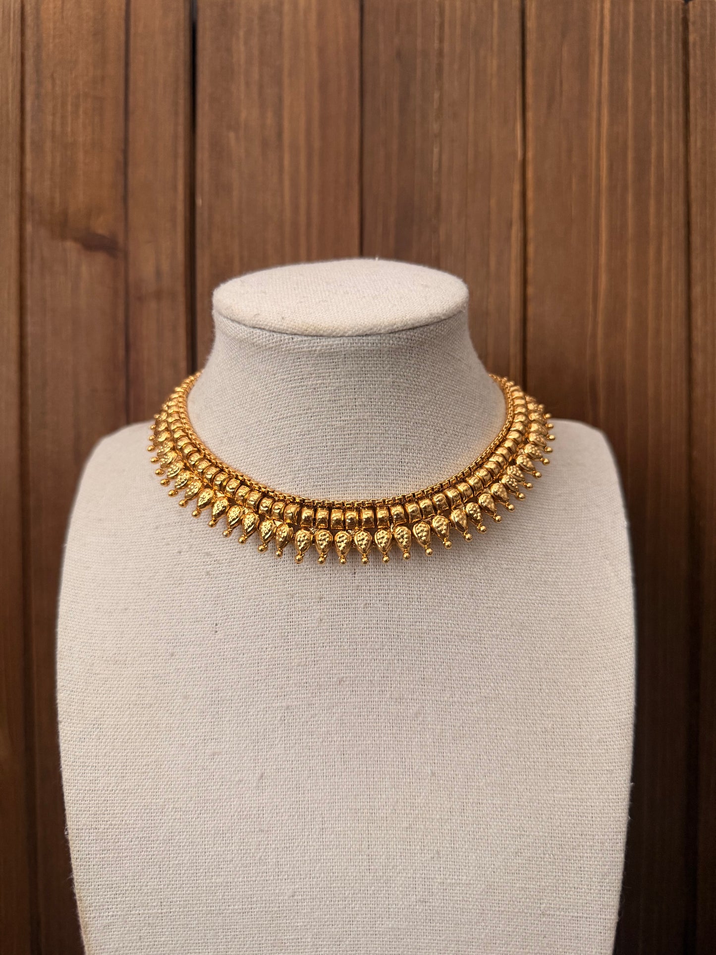 Simple Antique Set