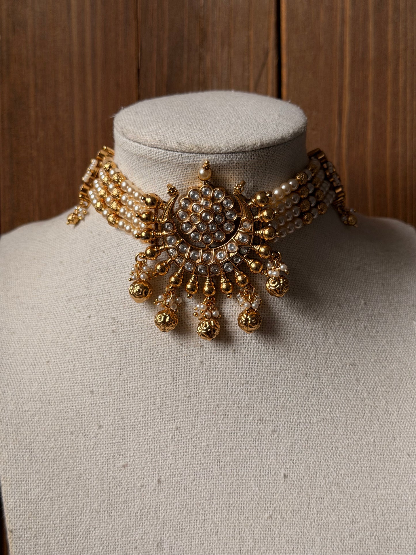 Kundan Choker Set