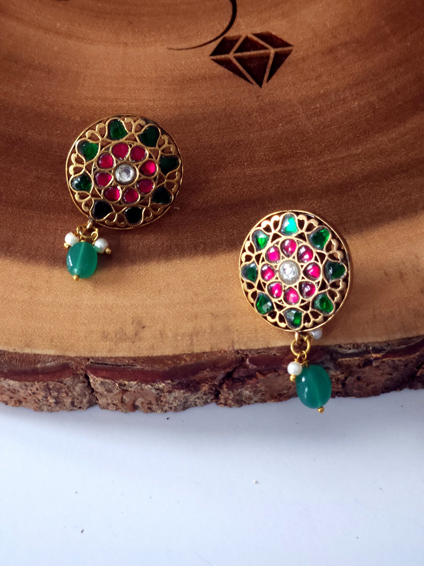 Jadau statement studs