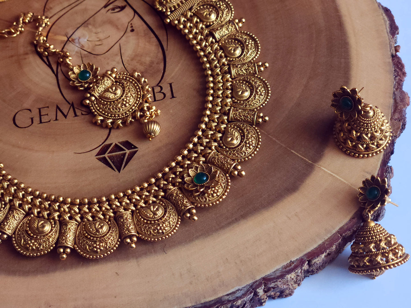 Rajdhani statement necklace set