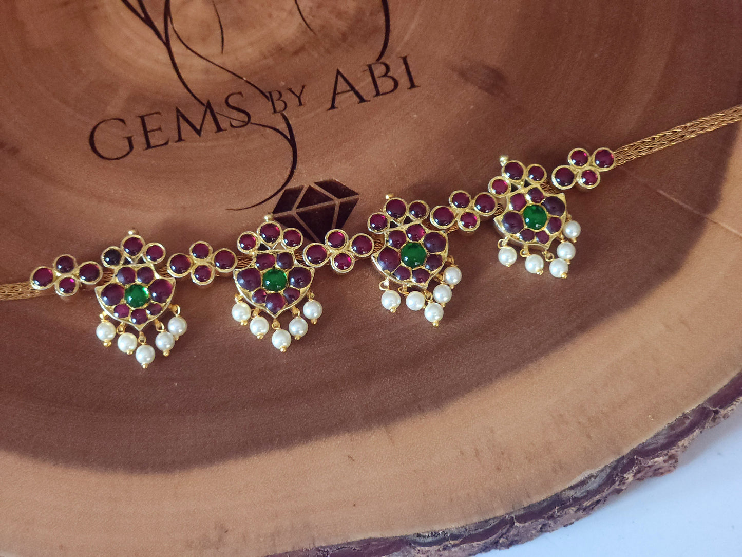 Araku necklace with hanging pearls