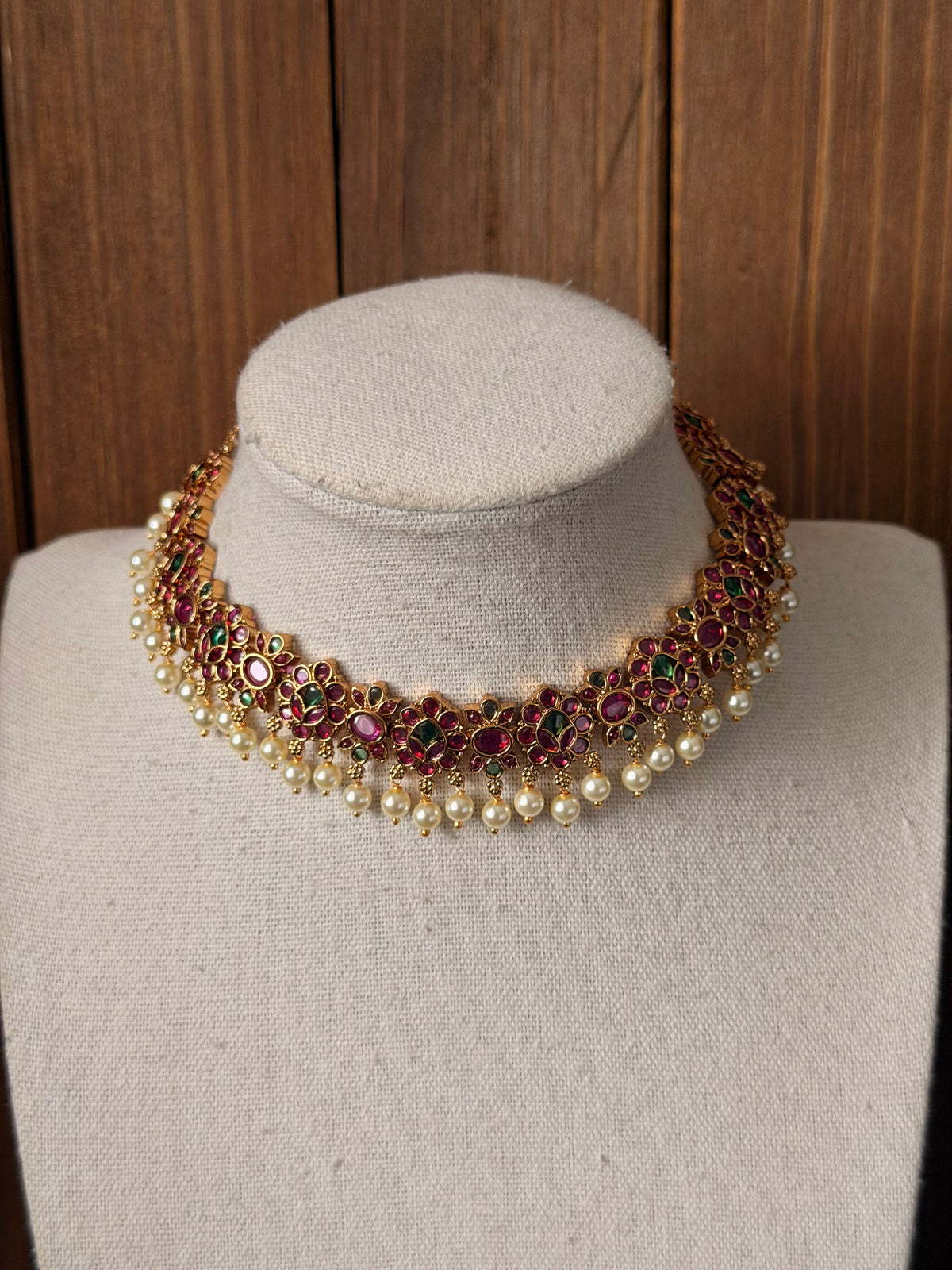 Kemp Necklace Set