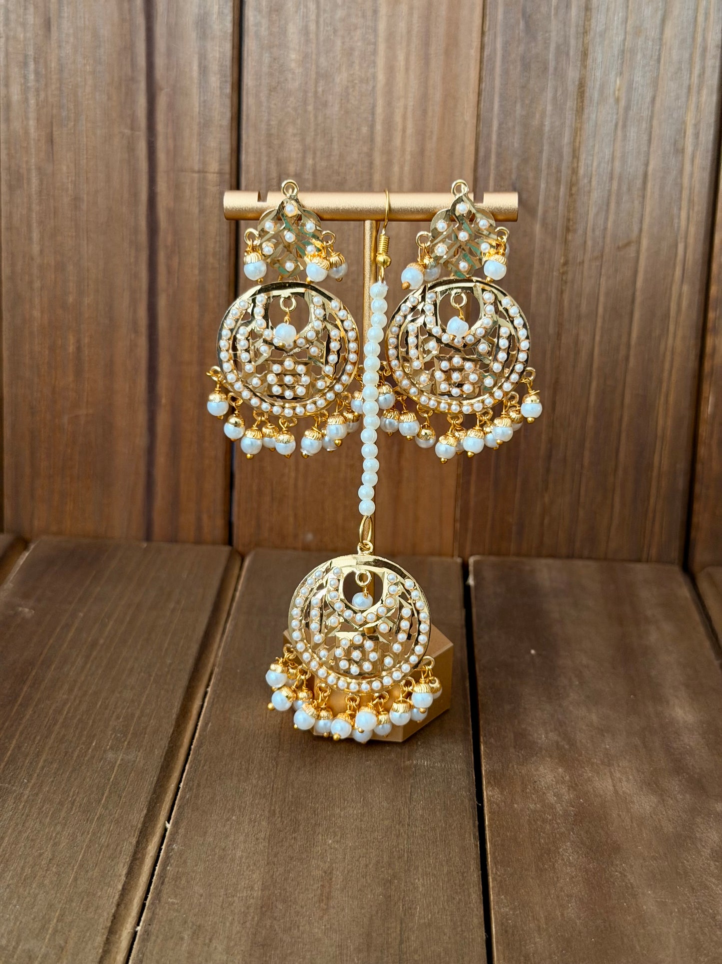 Jadau Tikka Set