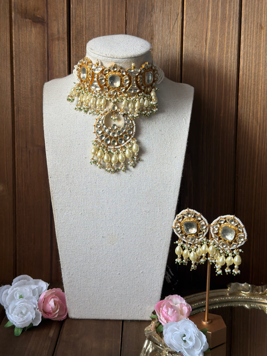 Kundan Choker Set
