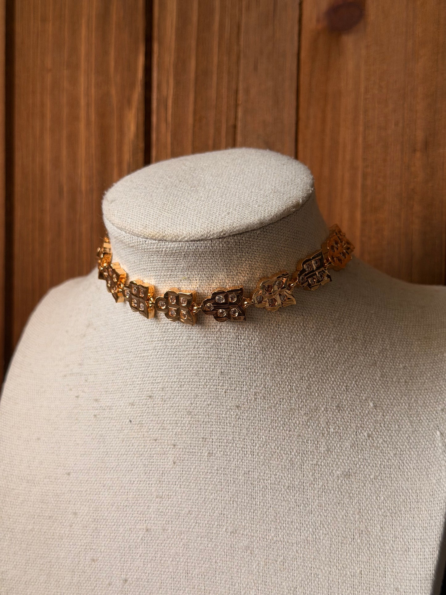 Impoun Choker