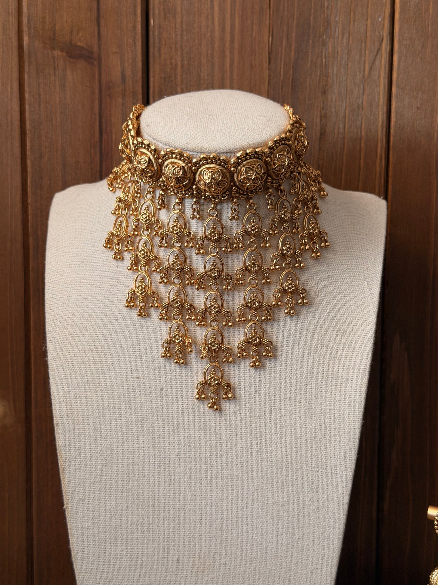 Gold plated choker set