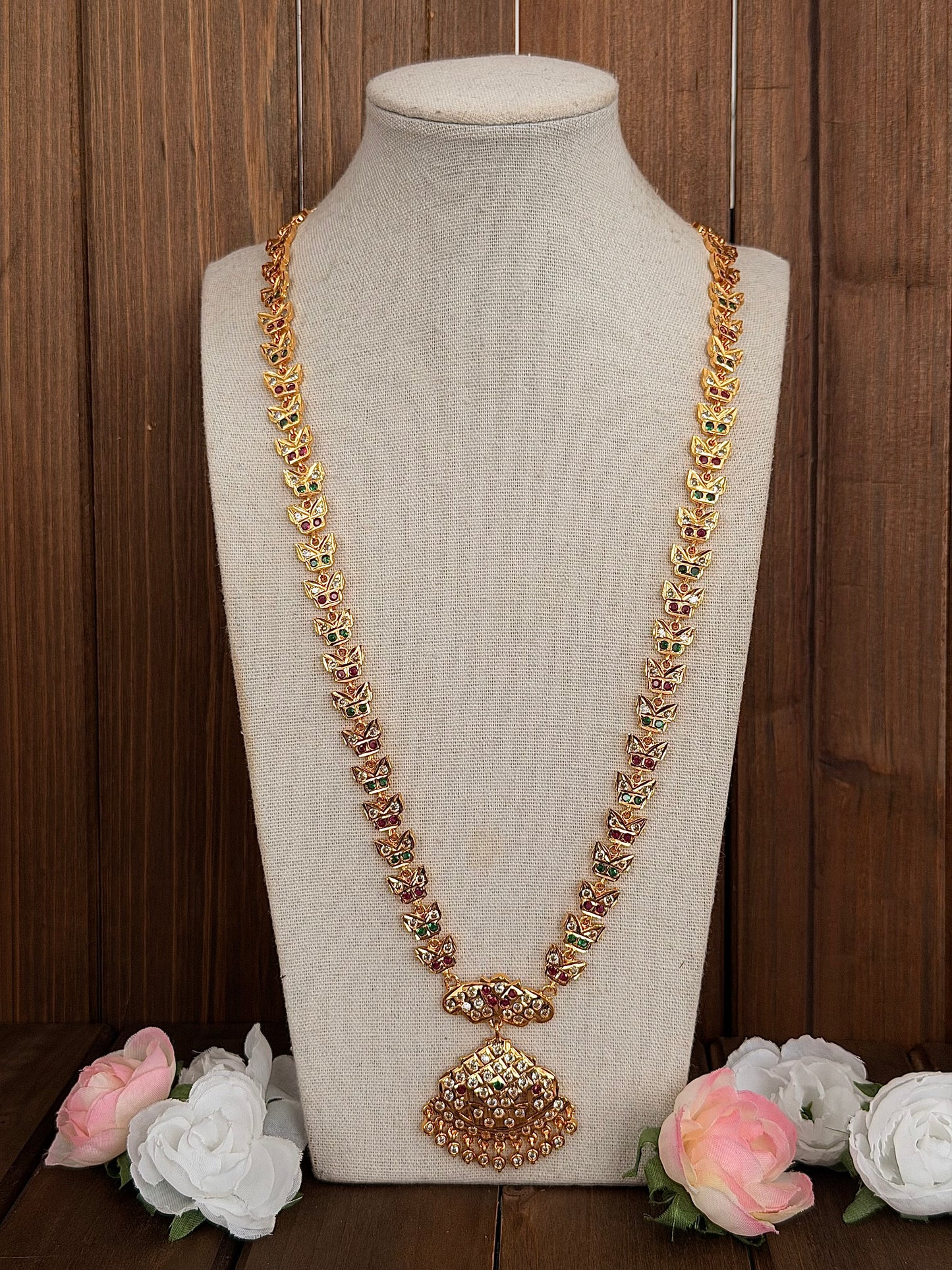 Impoun Long Necklace