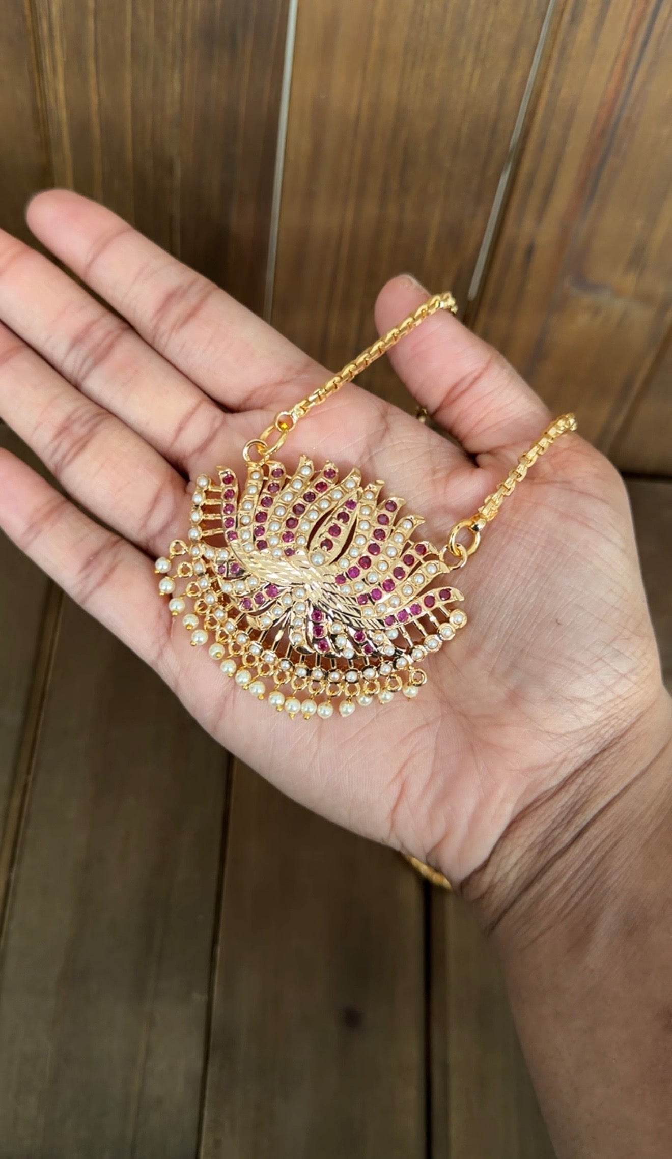 Impoun Long Chain Lotus Pathakam