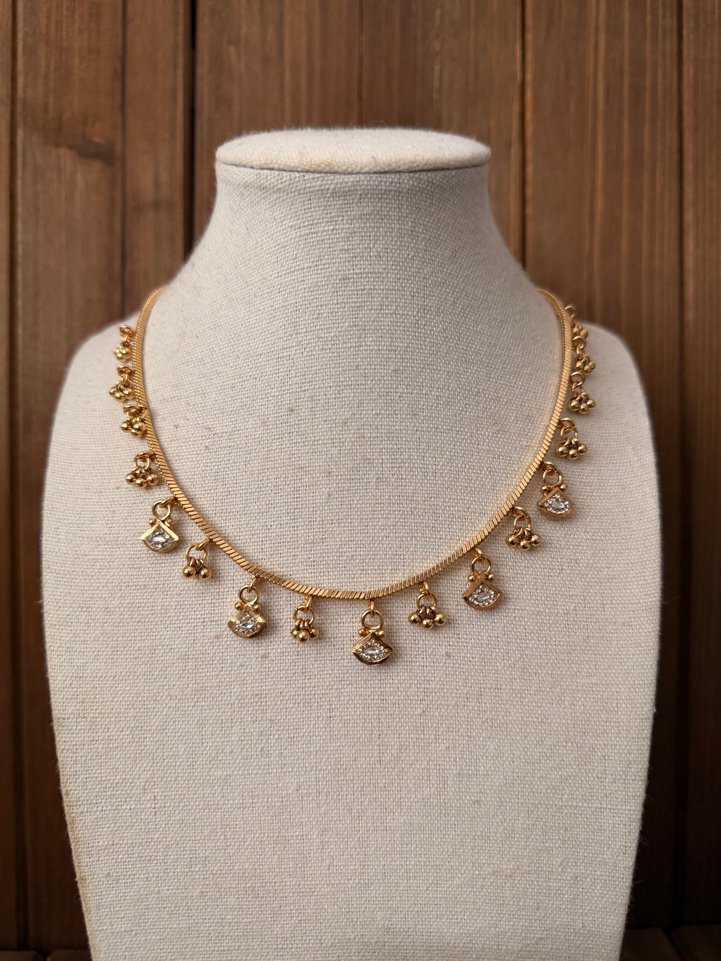 Dainty Mid Length Necklace Set