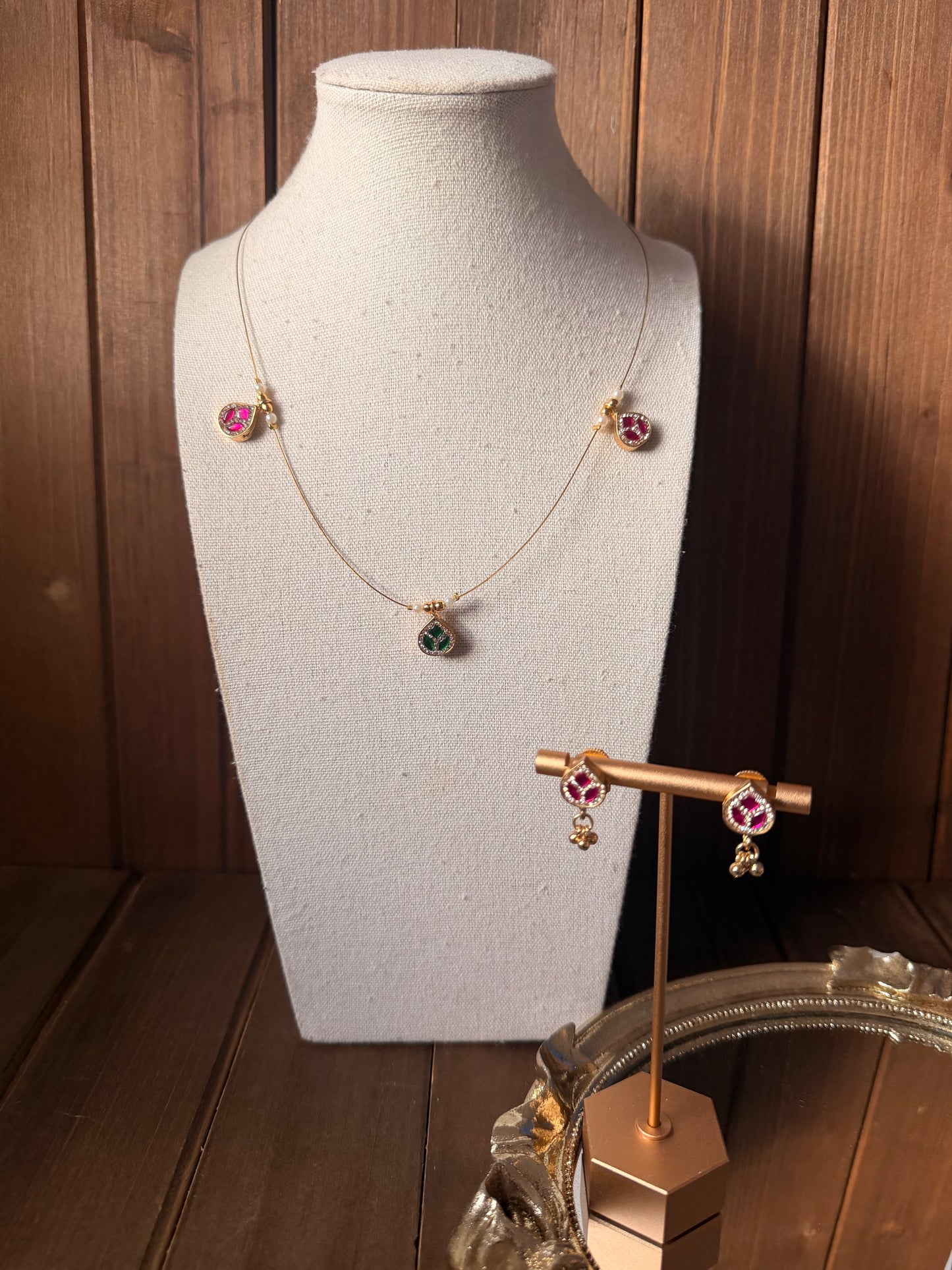 Invisible Necklace