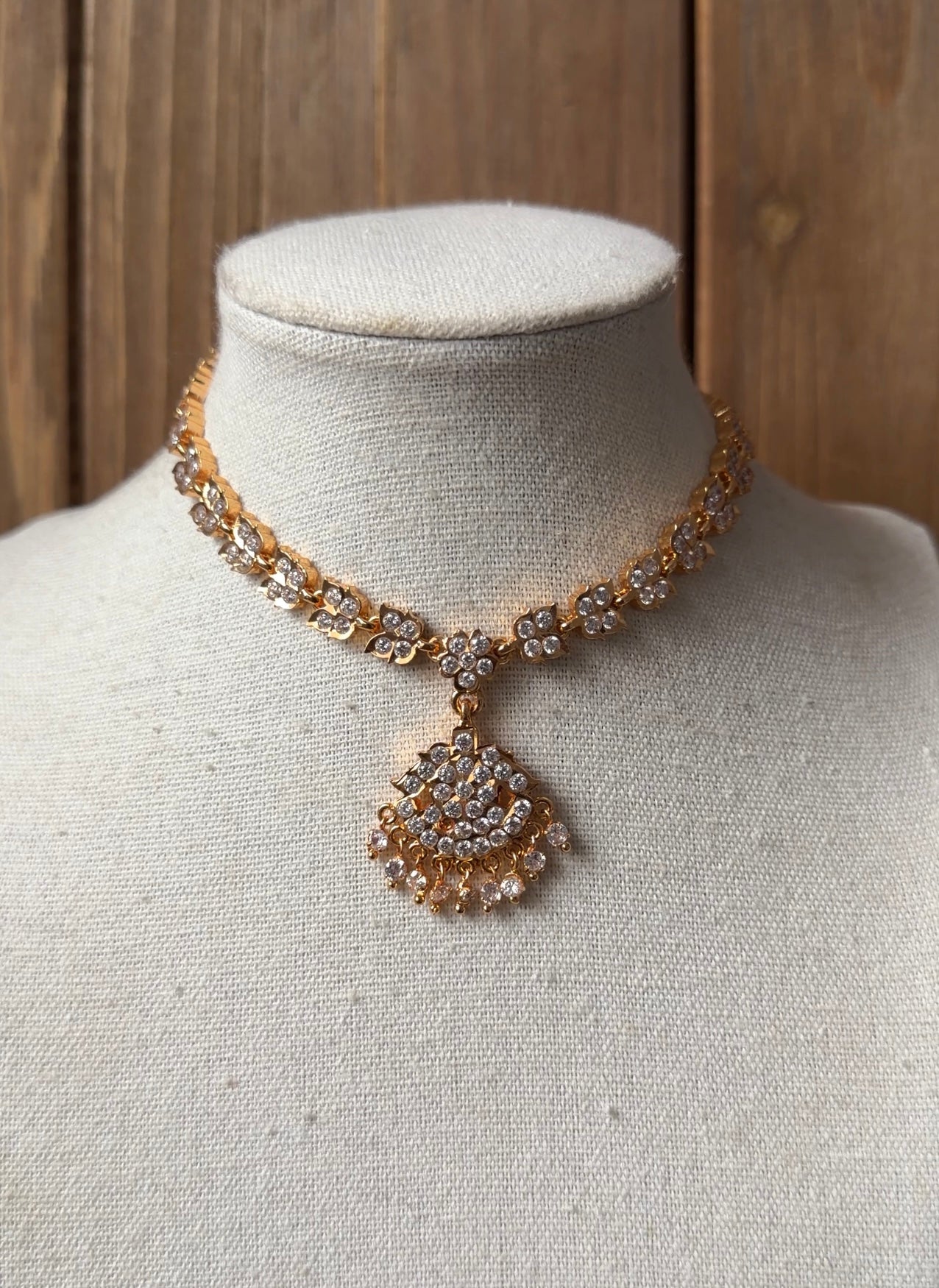 Impoun Necklace