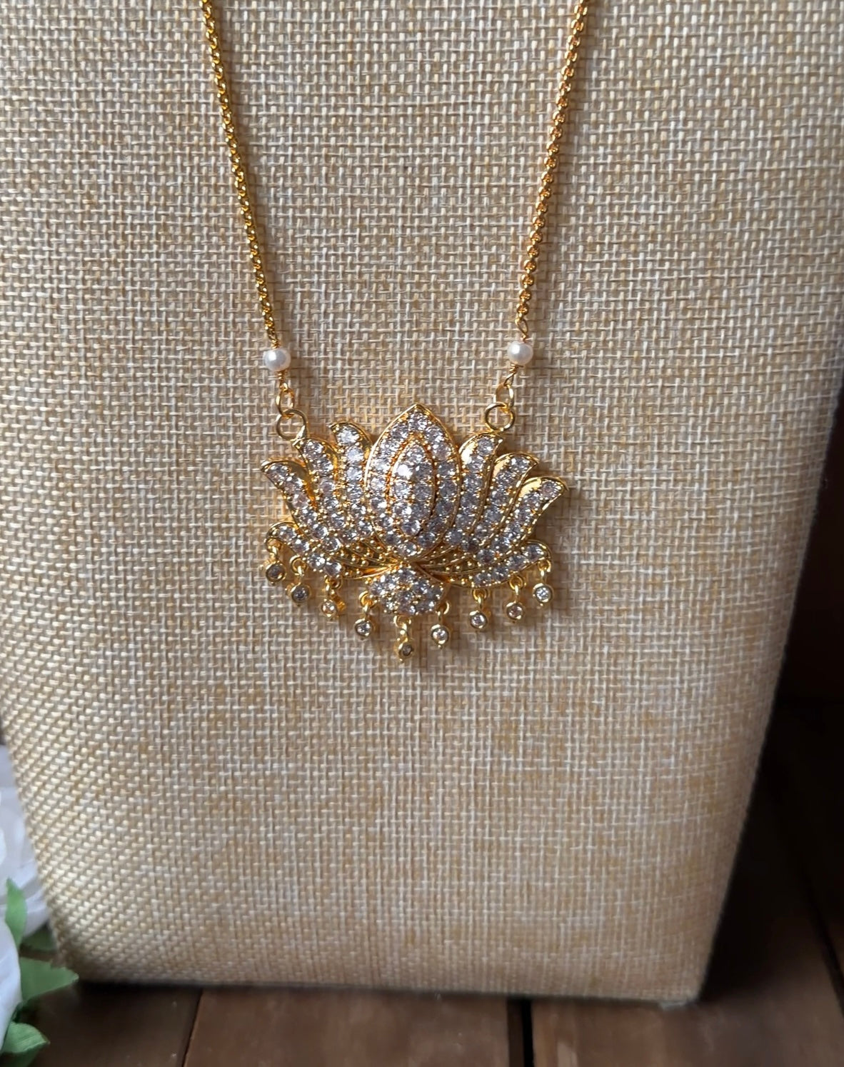 Impoun Long Pathakam Necklace
