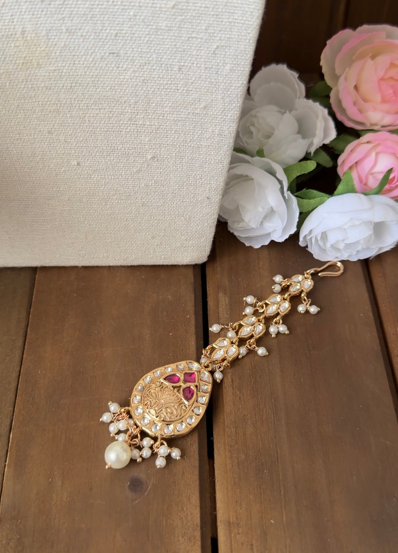 Temple Statement Set