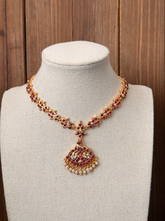 Magenta Impoun Necklace
