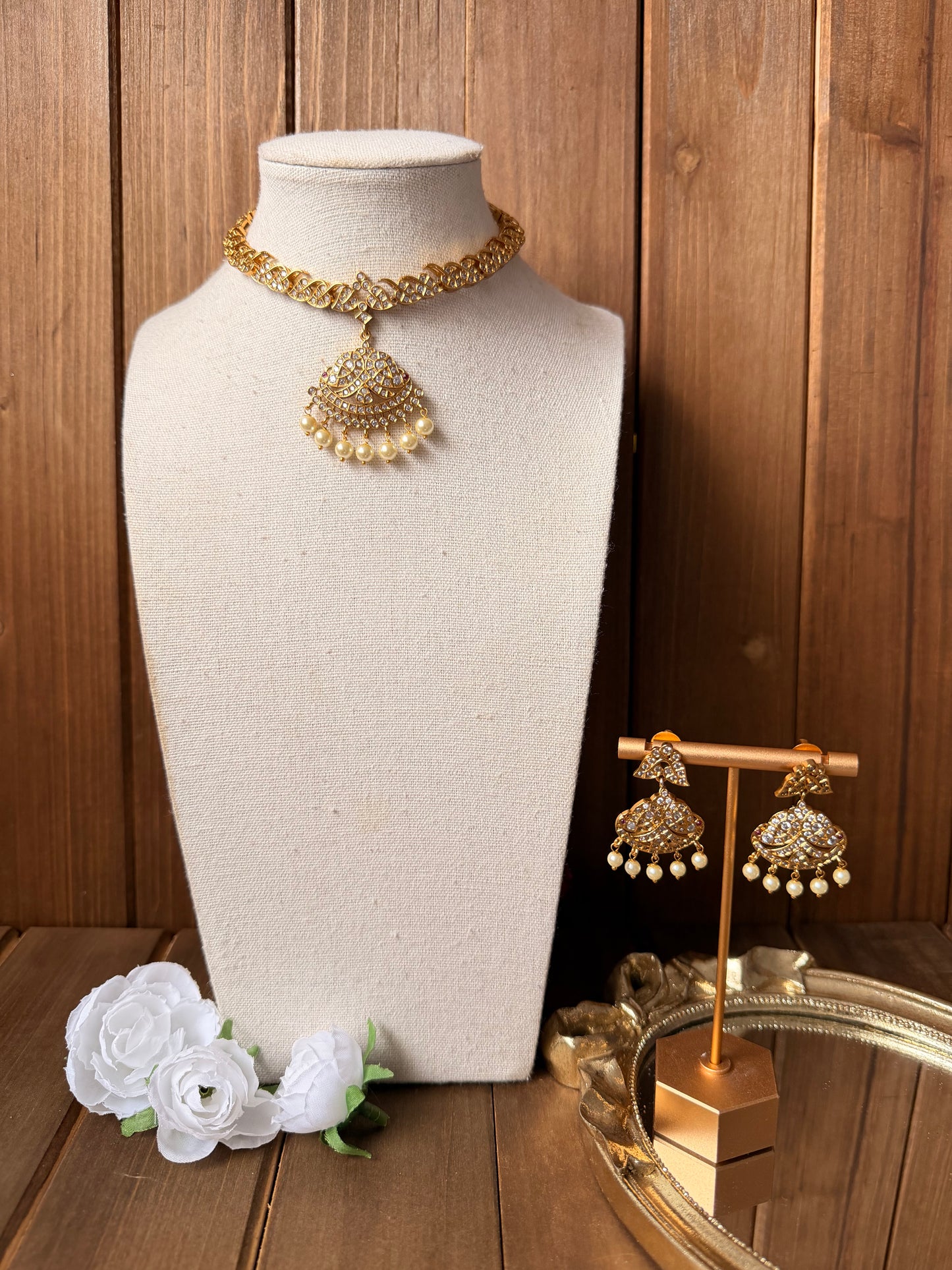 Impoun Necklace