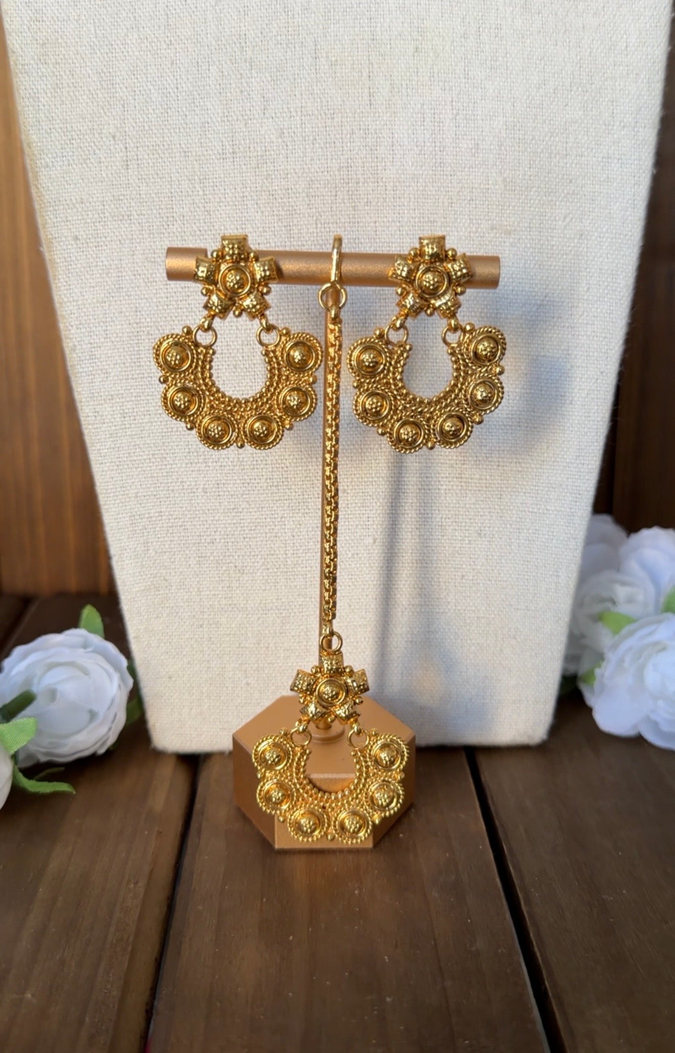 Antique Necklace Set