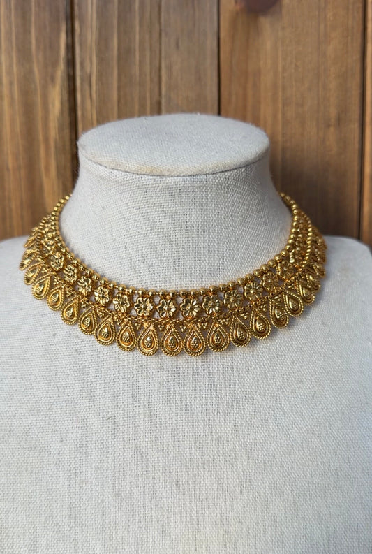 Antique Necklace Set