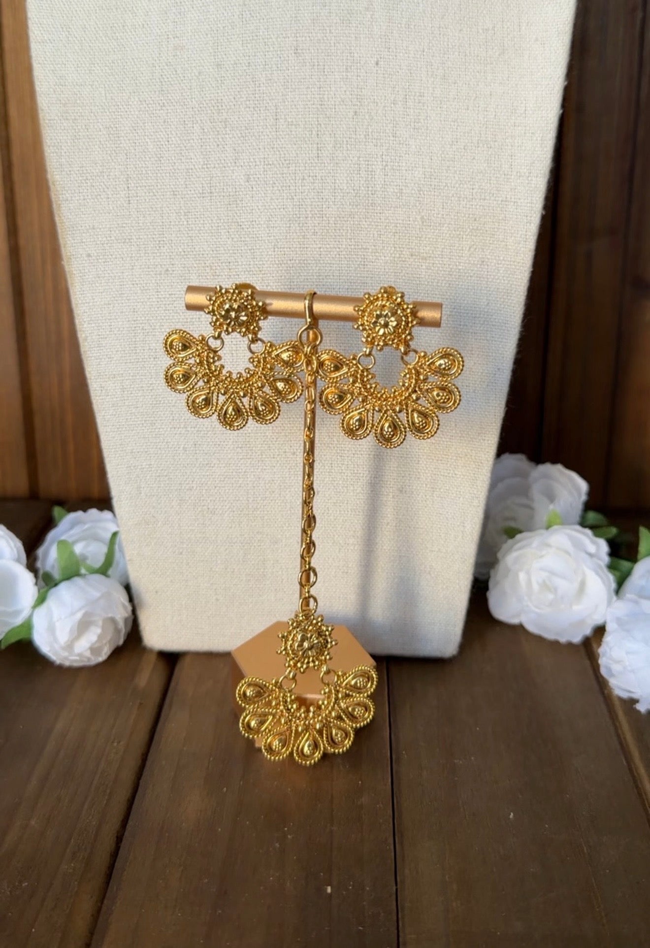 Antique Necklace Set
