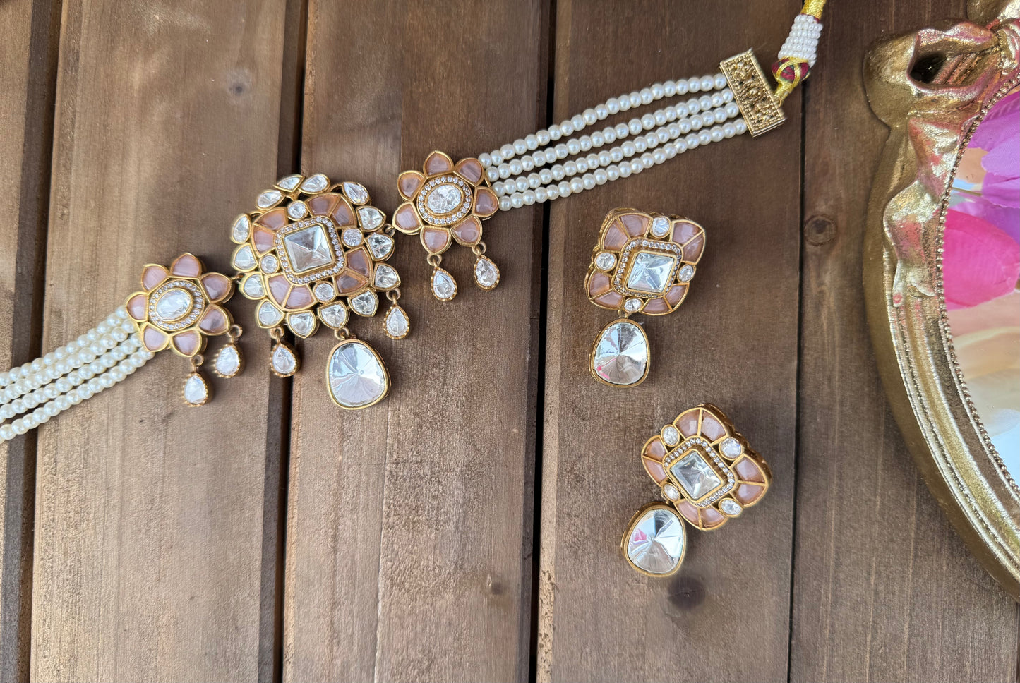 Kundan Choker Set