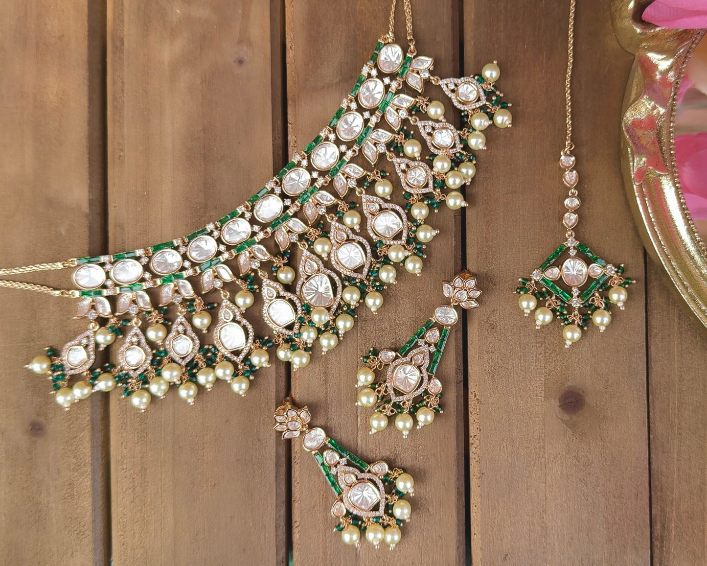 Green Uncut Polki Necklace Set