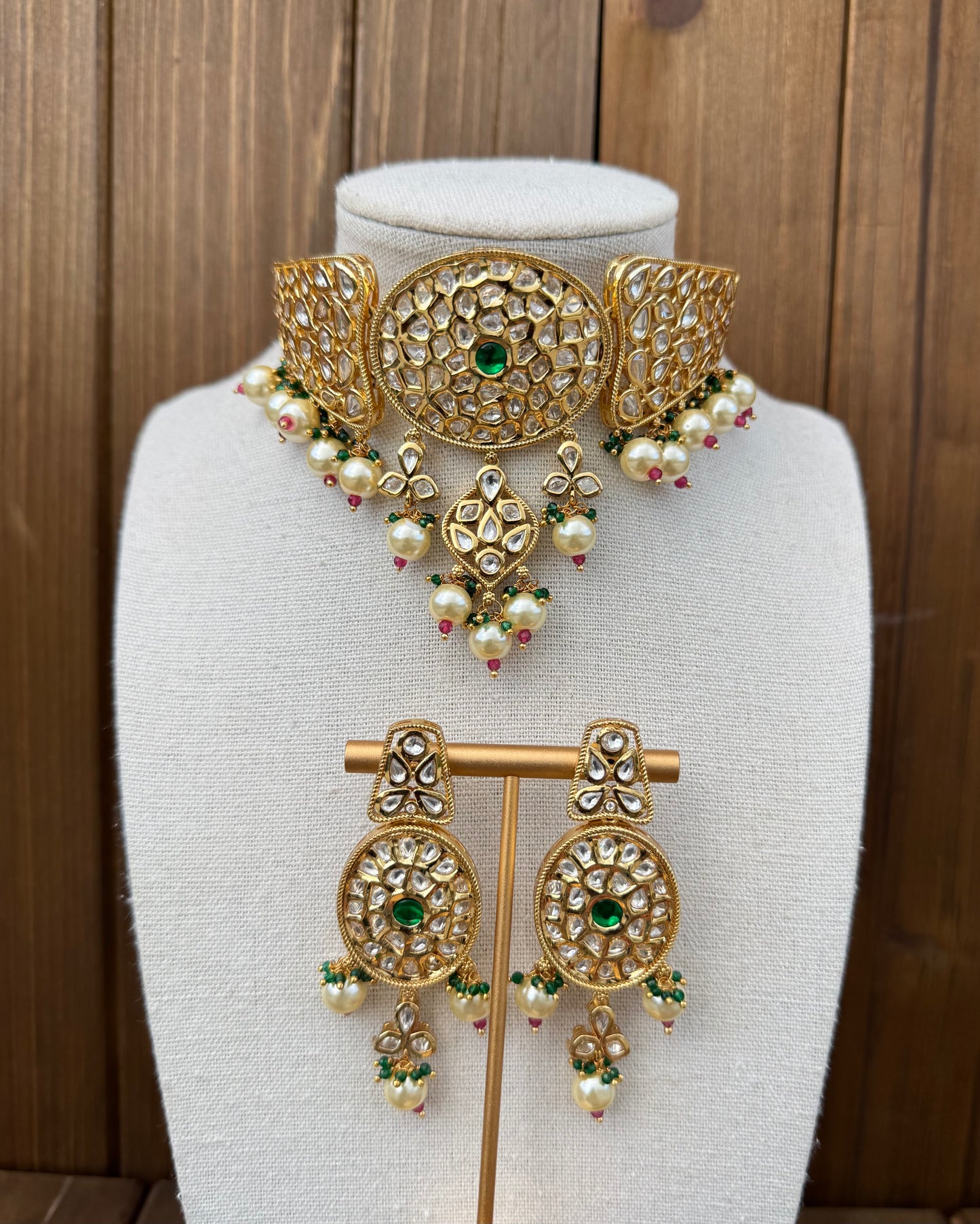 Kundan Choker Set