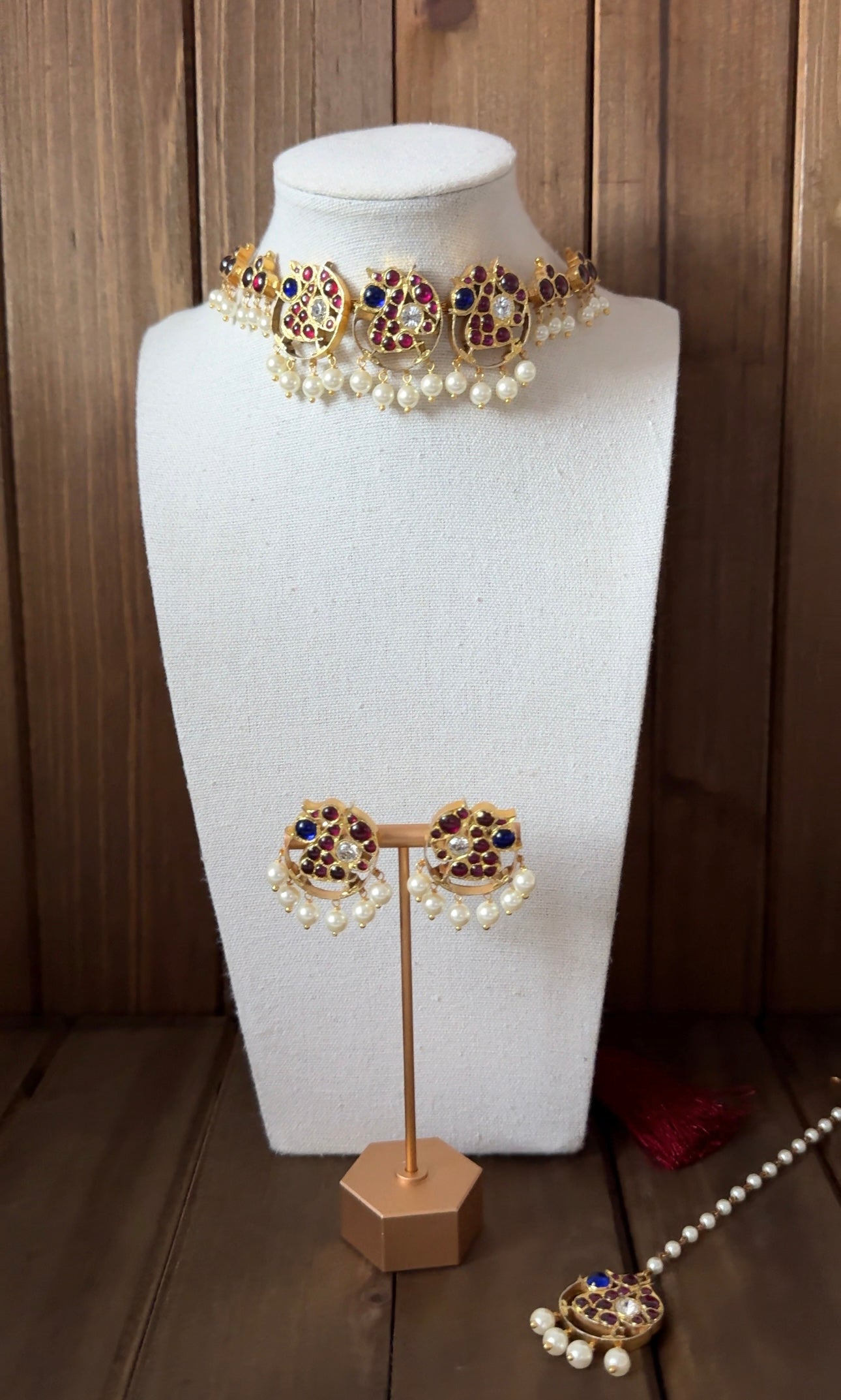 Swan Araku Necklace Set