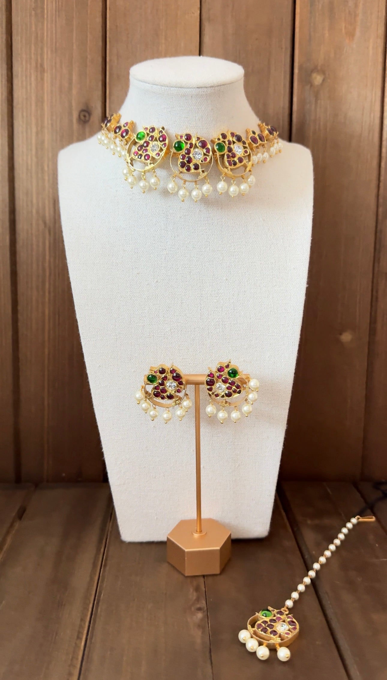 Swan Araku Necklace Set