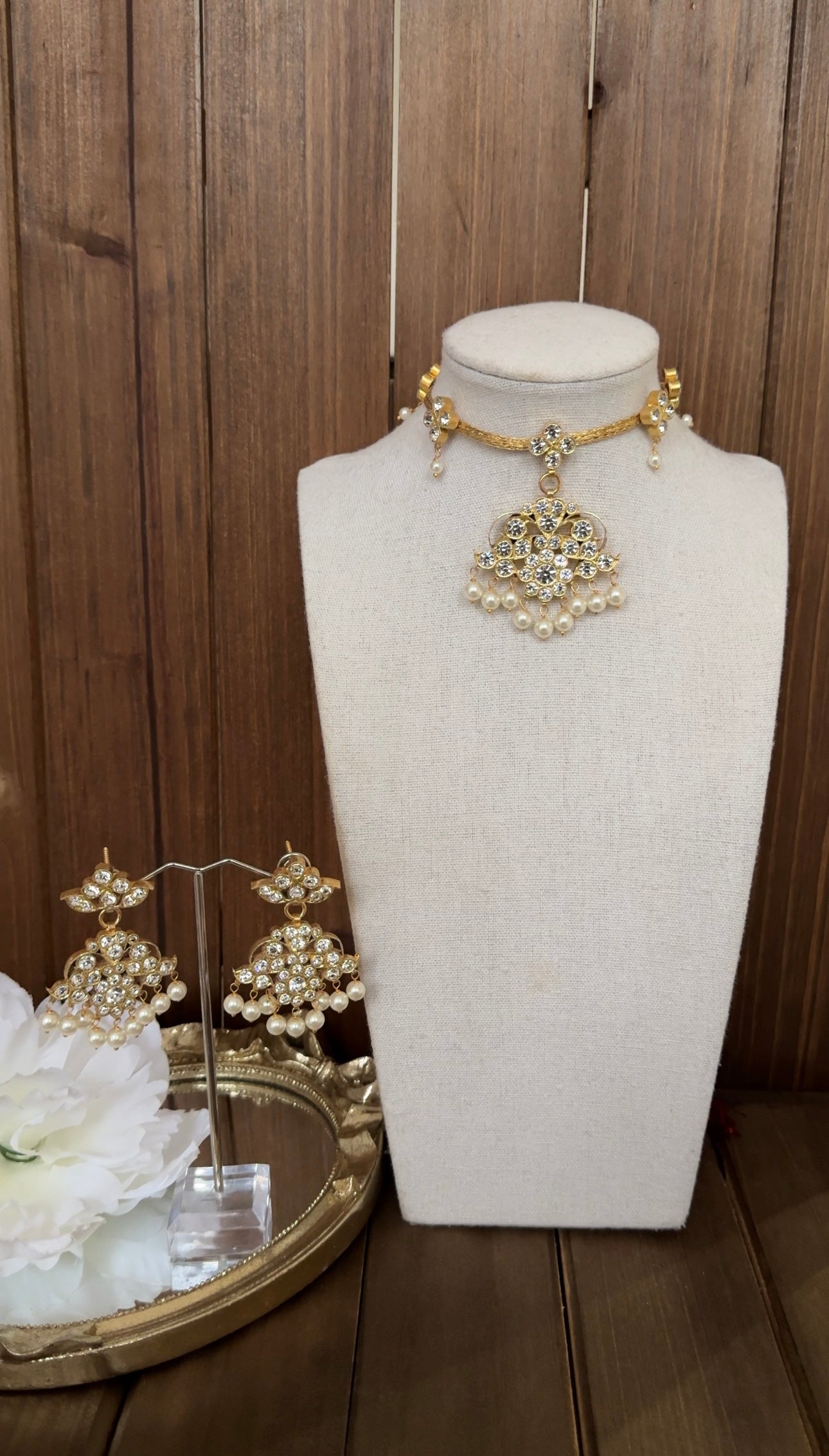 Araku Necklace Set