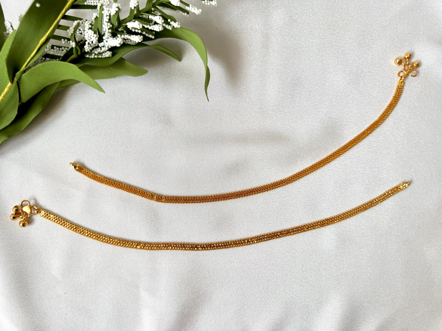 Simple Gold Anklet