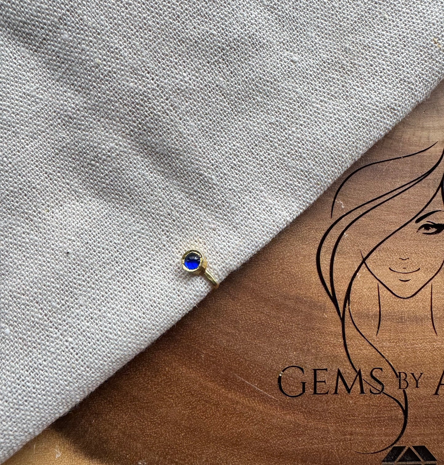 Single Stone Nose Pin