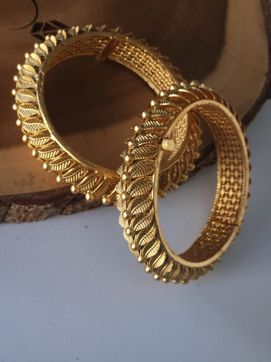 Rajdwani finish Temple Bangles